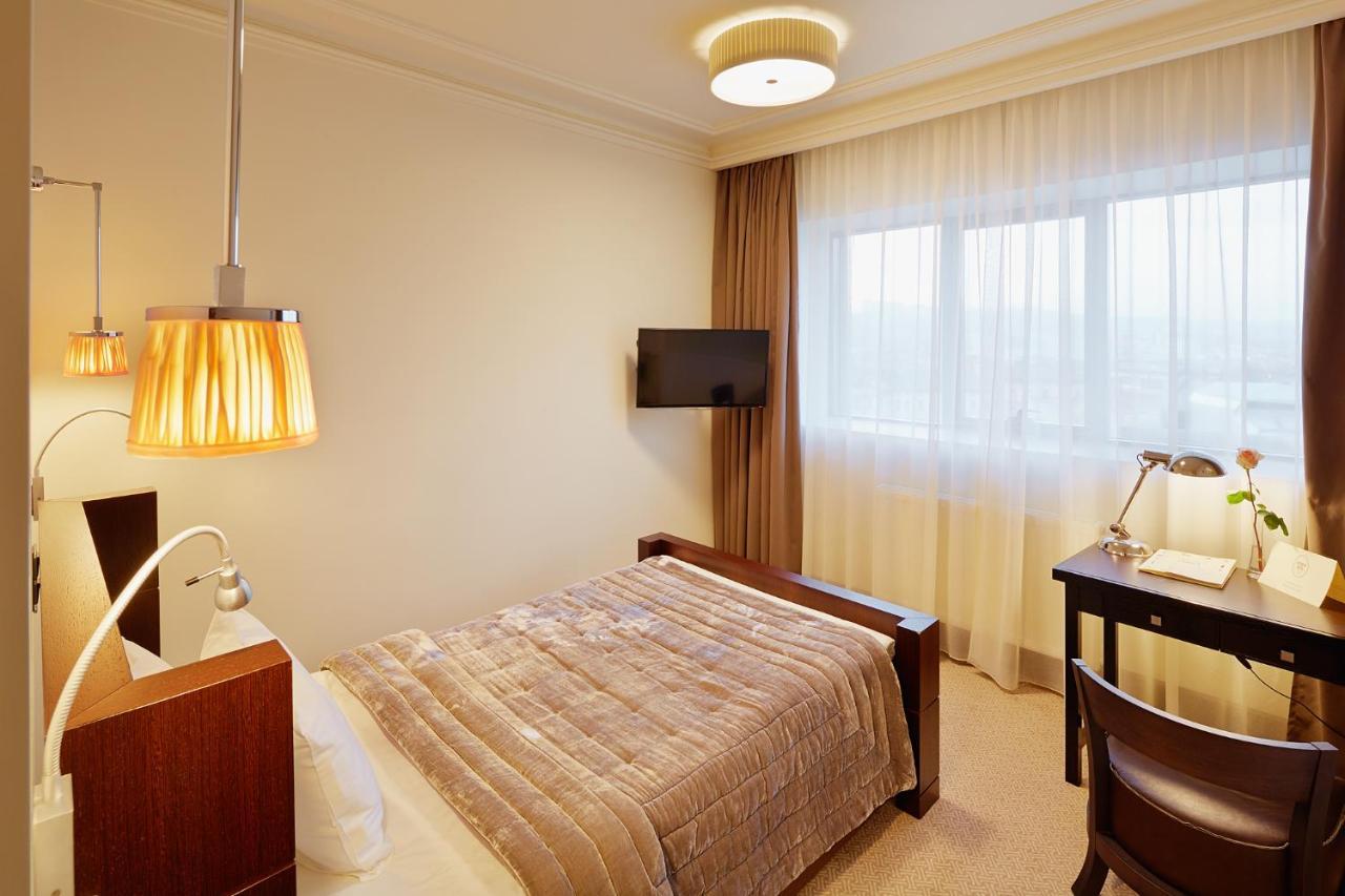Astoria Hotel Lviv Luaran gambar
