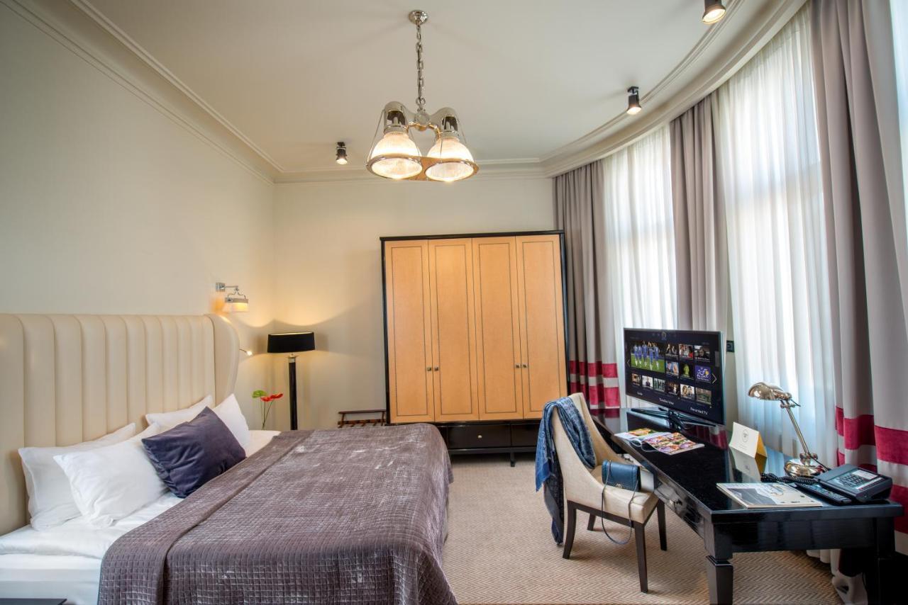 Astoria Hotel Lviv Luaran gambar