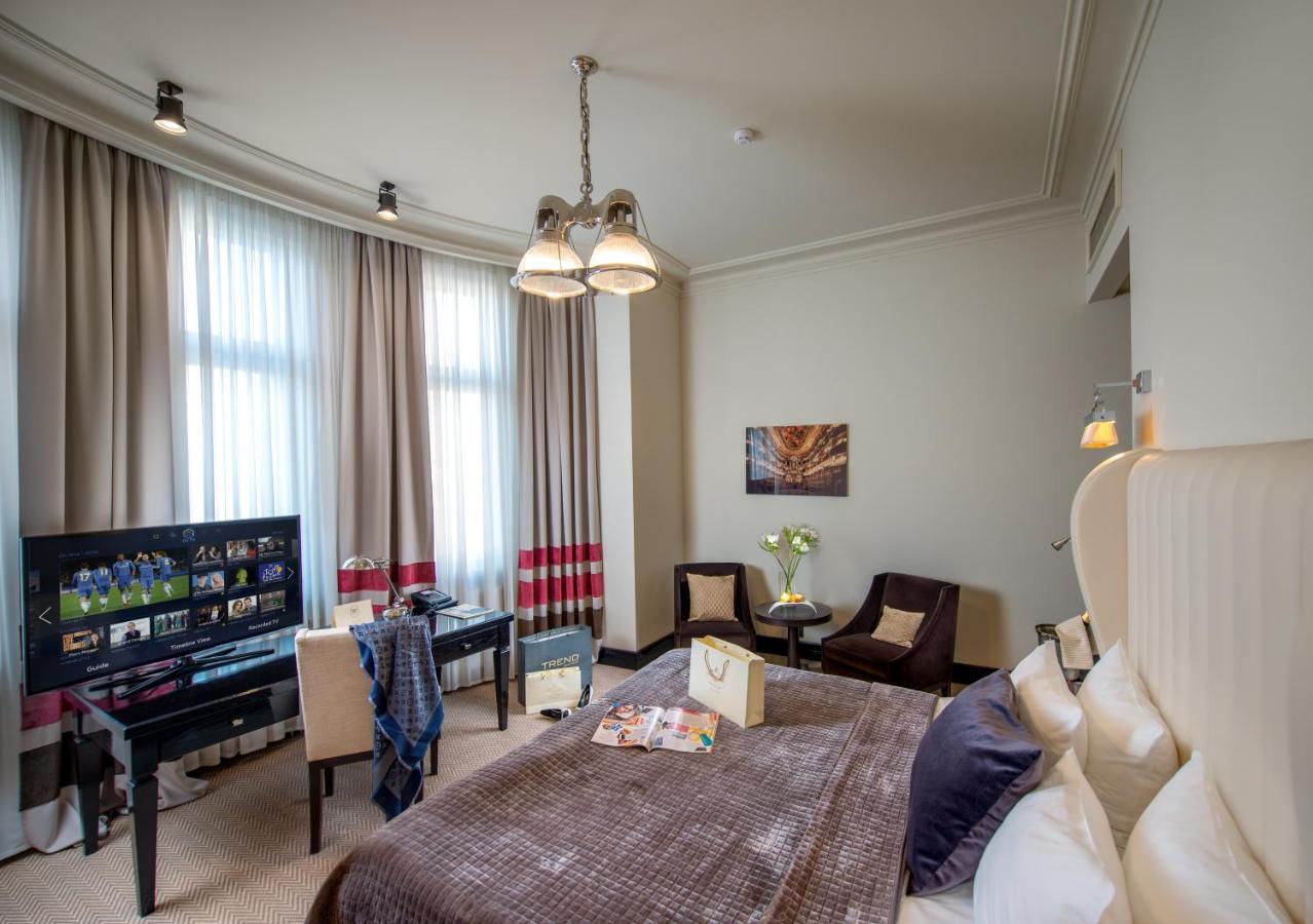 Astoria Hotel Lviv Luaran gambar