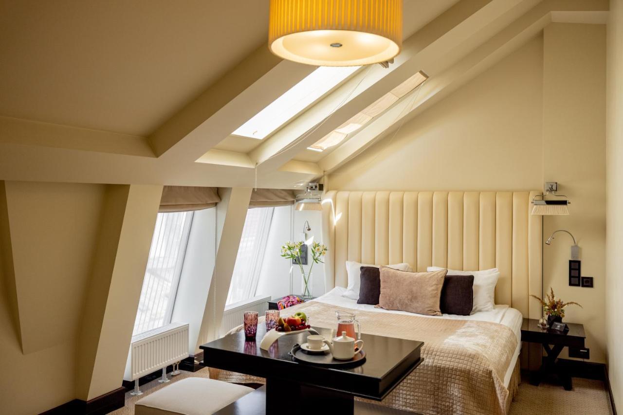 Astoria Hotel Lviv Luaran gambar