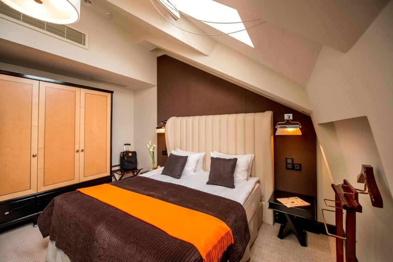 Astoria Hotel Lviv Luaran gambar