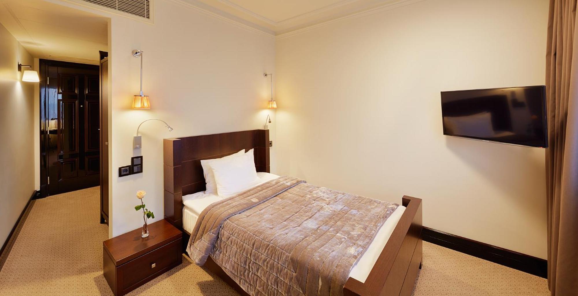 Astoria Hotel Lviv Luaran gambar