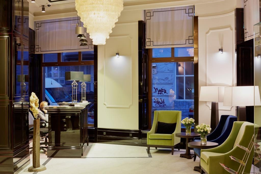 Astoria Hotel Lviv Dalaman gambar