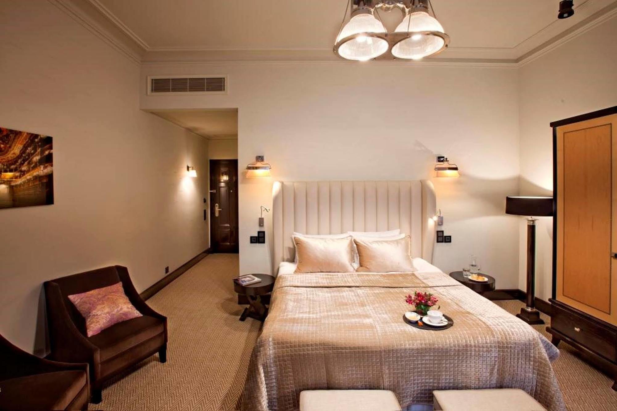 Astoria Hotel Lviv Luaran gambar